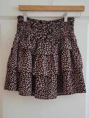 Shocked Waist Tiered Skirt Size Medium